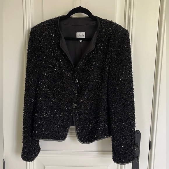 Armani Collezioni jacket in black size 14 with beautiful fabric detail. - Picture 1 of 6
